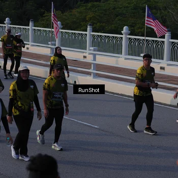 Runner Photo 7119422