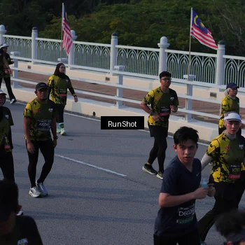 Runner Photo 7119425