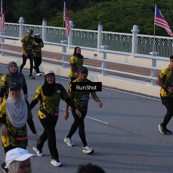 Runner Photo 7119427