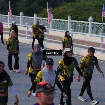 Runner Photo 7119434