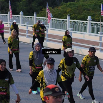 Runner Photo 7119436