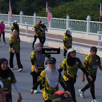 Runner Photo 7119437