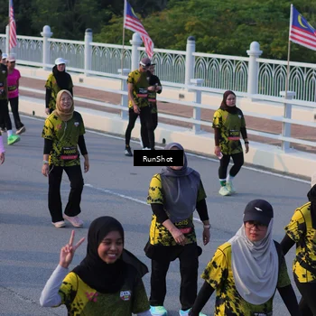 Runner Photo 7119443