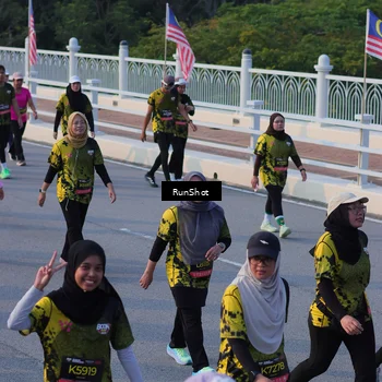 Runner Photo 7119444