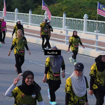 Runner Photo 7119445