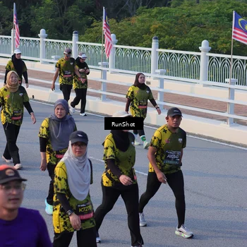 Runner Photo 7119446