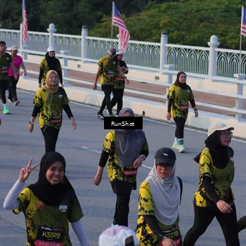 Runner Photo 7119453