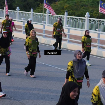 Runner Photo 7119454