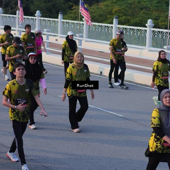 Runner Photo 7119460