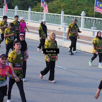 Runner Photo 7119466