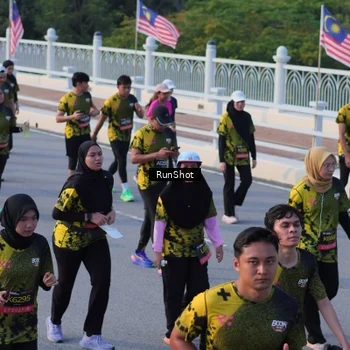 Runner Photo 7119478