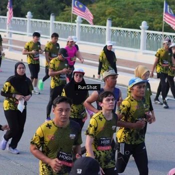 Runner Photo 7119480