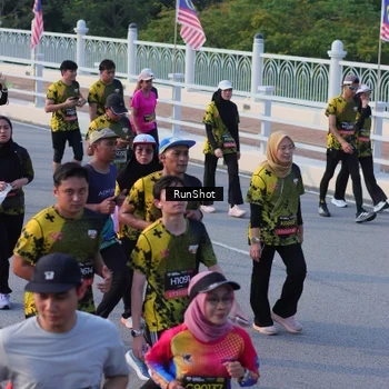 Runner Photo 7119484