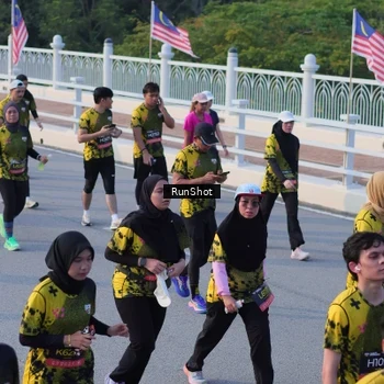 Runner Photo 7119486