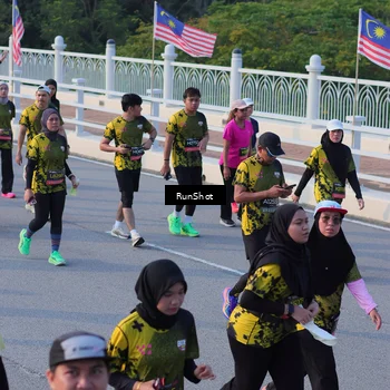 Runner Photo 7119490