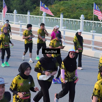 Runner Photo 7119492