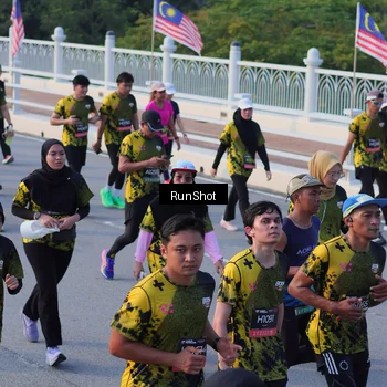 Runner Photo 7119495
