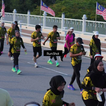 Runner Photo 7119496