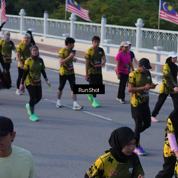 Runner Photo 7119497