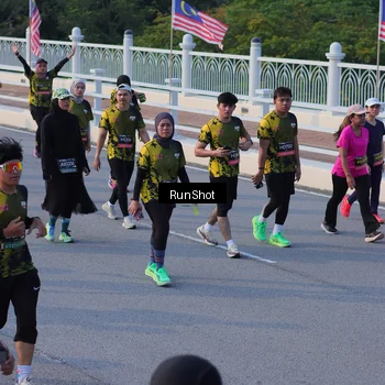Runner Photo 7119506