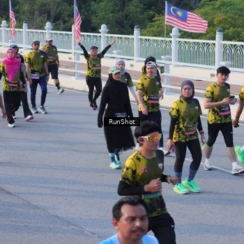 Runner Photo 7119512