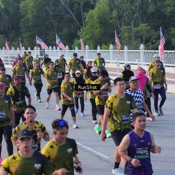 Runner Photo 7119519