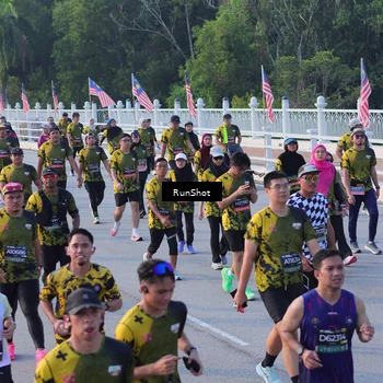 Runner Photo 7119525