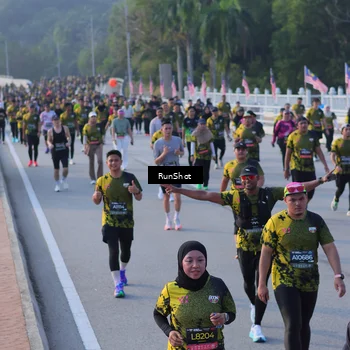 Runner Photo 7119536