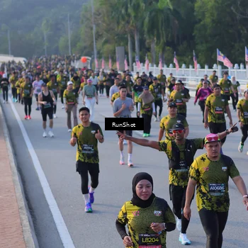 Runner Photo 7119537