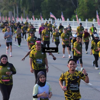 Runner Photo 7119547