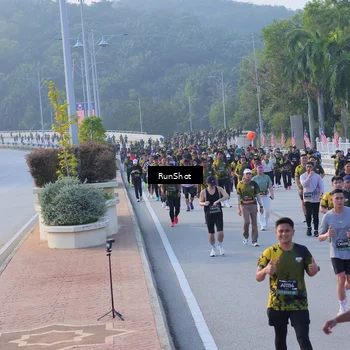 Runner Photo 7119554