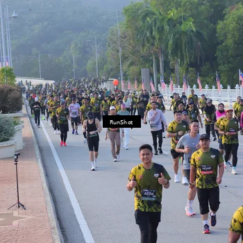 Runner Photo 7119561