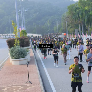 Runner Photo 7119565