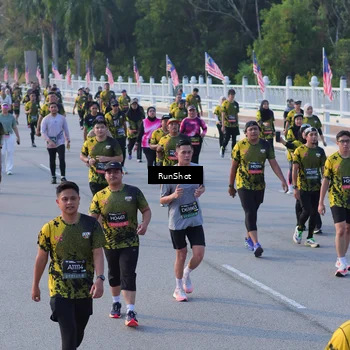 Runner Photo 7119581