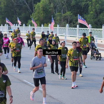 Runner Photo 7119593