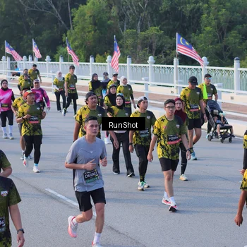 Runner Photo 7119595