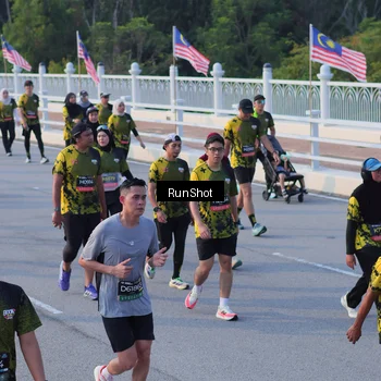 Runner Photo 7119602