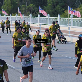 Runner Photo 7119603