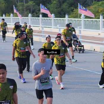 Runner Photo 7119610