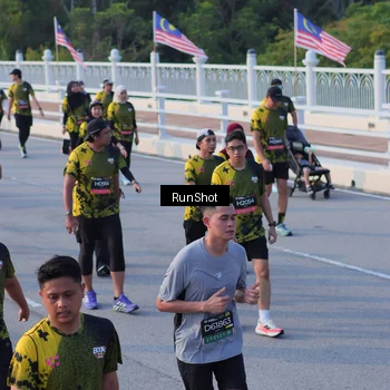 Runner Photo 7119612