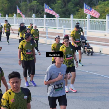 Runner Photo 7119614