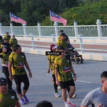 Runner Photo 7119626