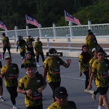 Runner Photo 7119633