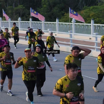 Runner Photo 7119640