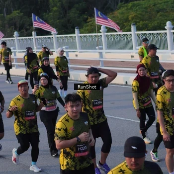 Runner Photo 7119649