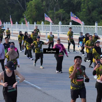 Runner Photo 7119653