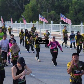 Runner Photo 7119656