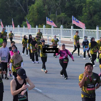 Runner Photo 7119658