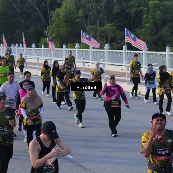 Runner Photo 7119659
