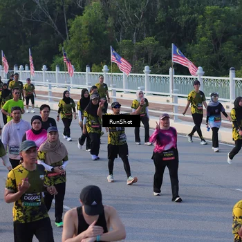 Runner Photo 7119662